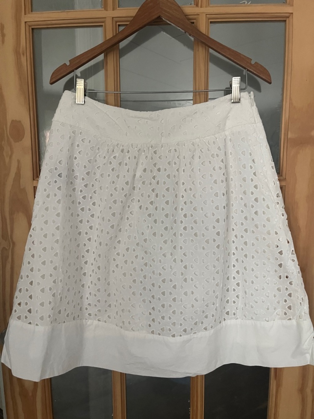 White Eyelet 100% Cotton Skirt , lined Size 12 east 5th brand
